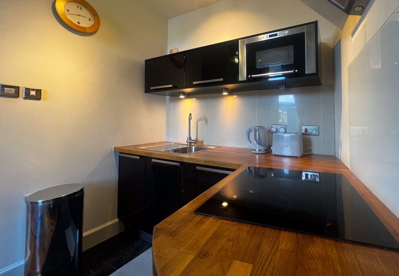 Apartment in Edinburgh - Stylish 2BR Apt – Leith | Citi Living Scotland